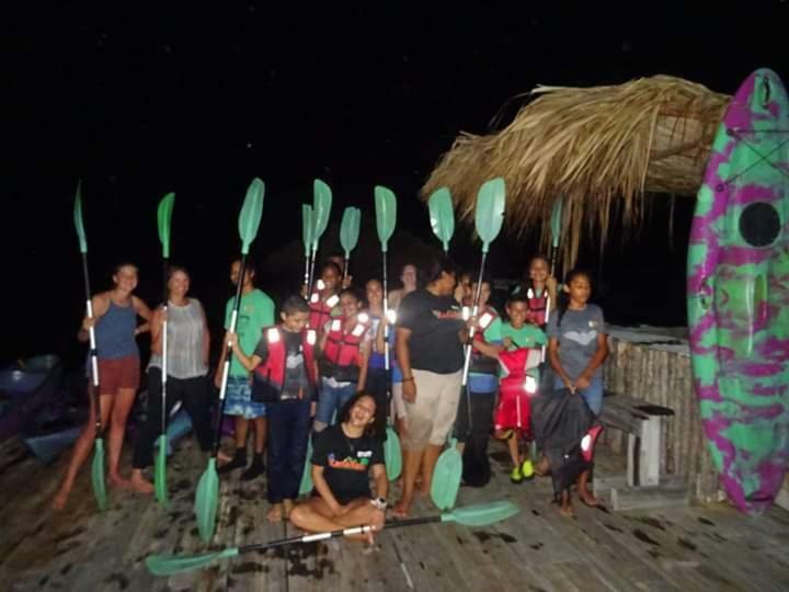 The Venue - Utila Hostel Kültér fotó